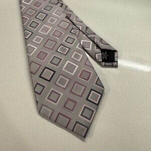 Geoffrey‎ Beene Tie Gray Hand Made 100% Silk Neck Woven Geometric Casual